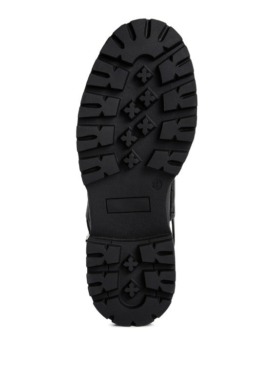 Dual Strap Platforms Sandals With Buckle
