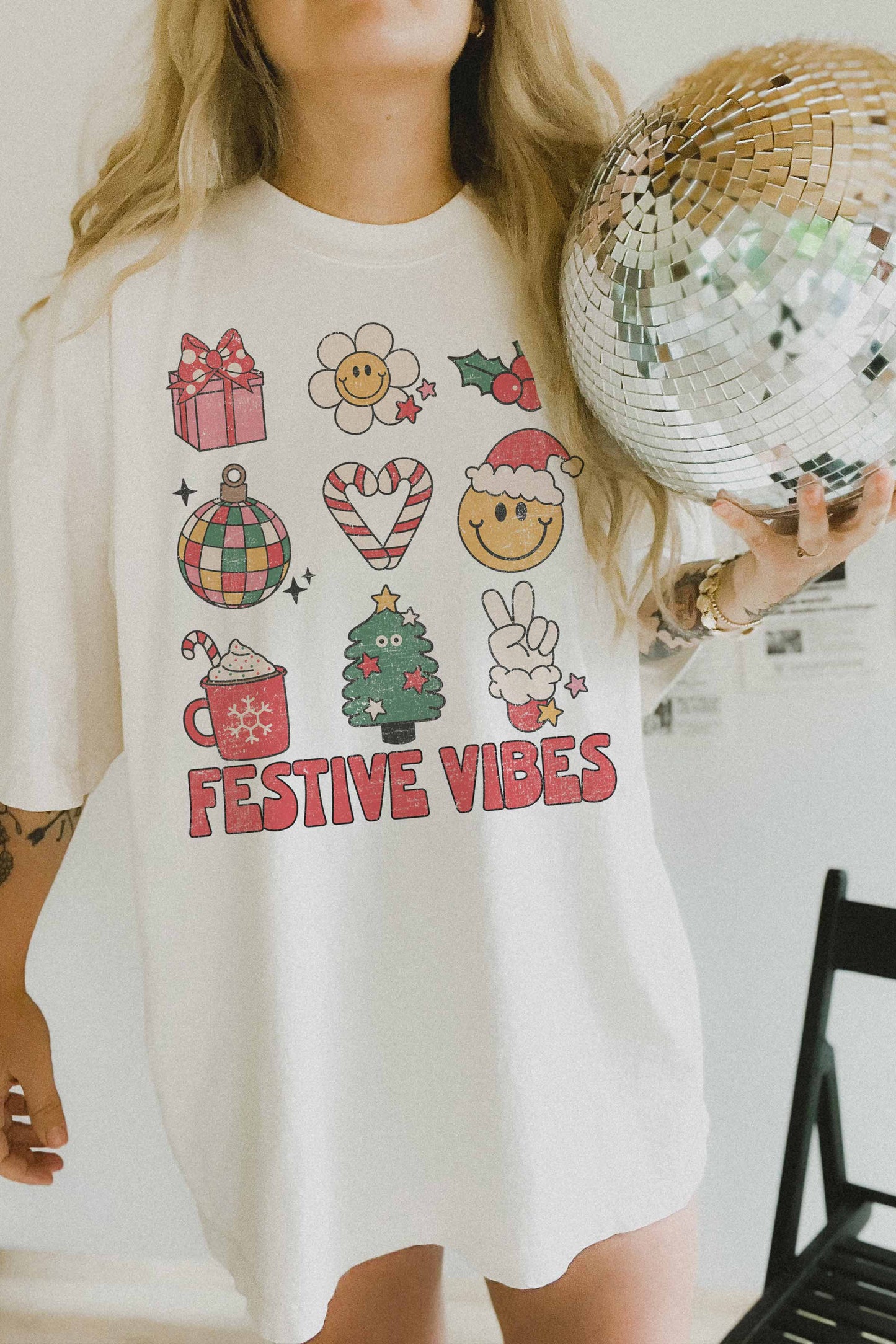 Festive Vibes Tee