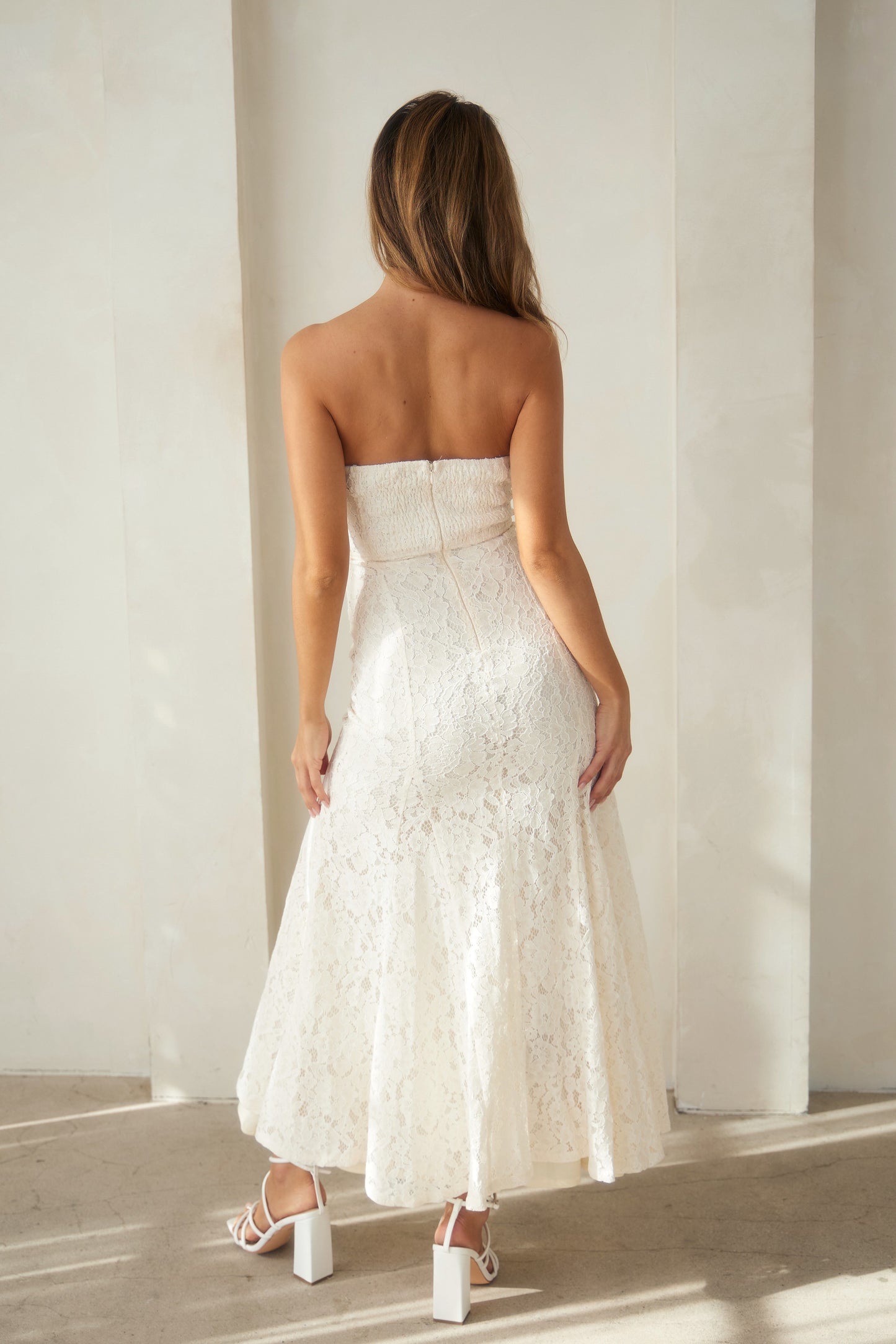 Sweetheart Lace Ivory Maxi Dress