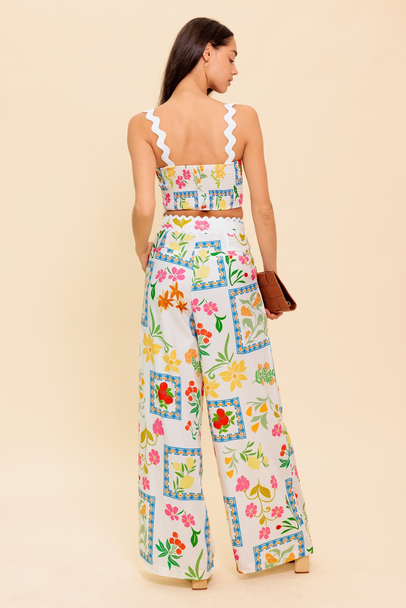 White Tropical Set
