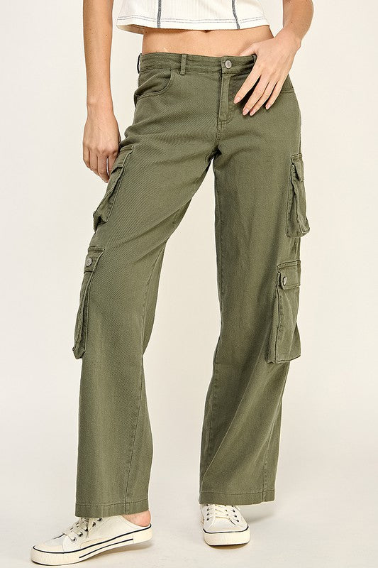 Low Rise Wide Cargo Pants