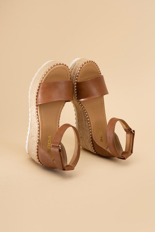 Tuckins Platform Sandals