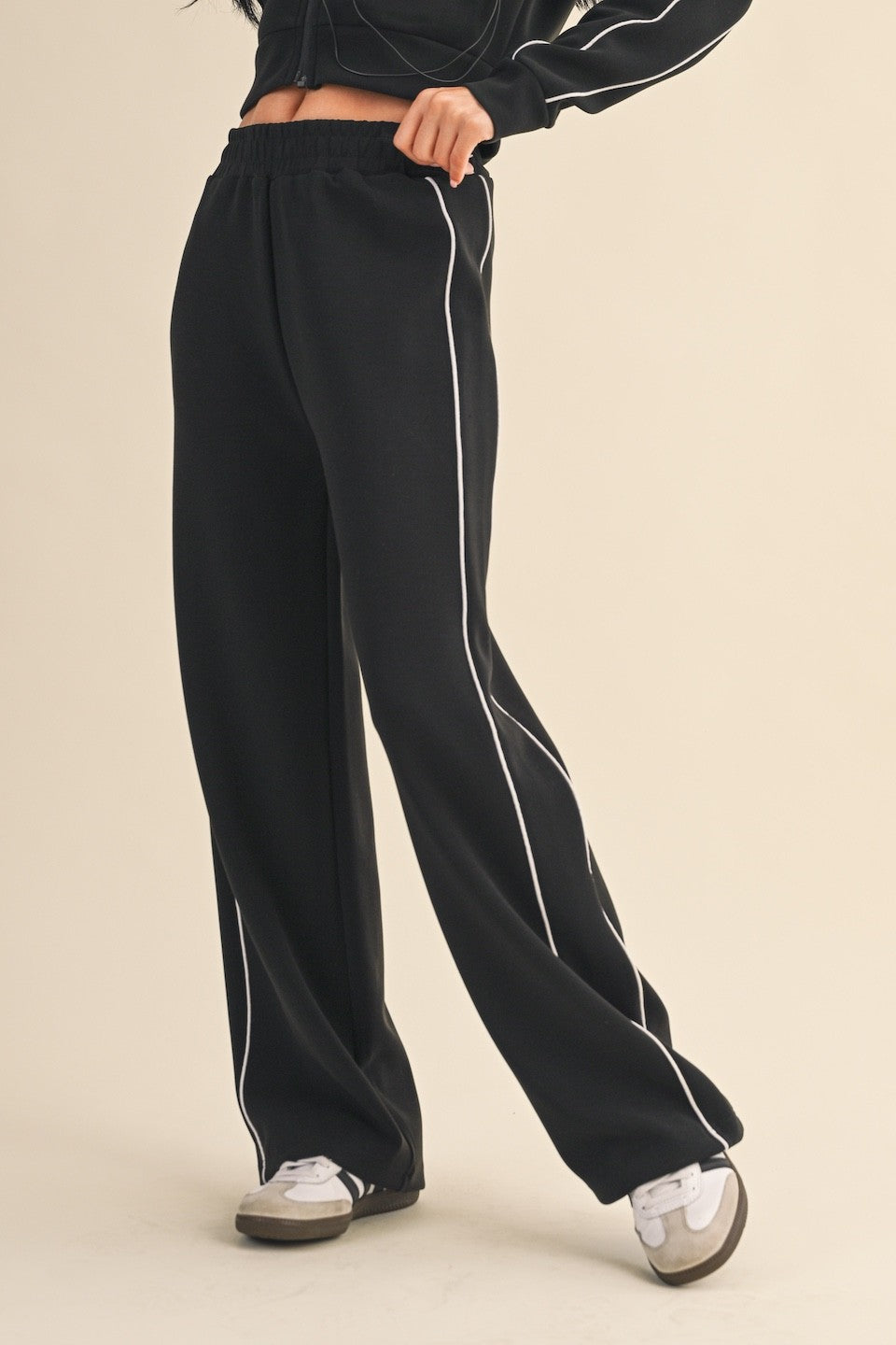 Wide Soft Athletic Piping Pant