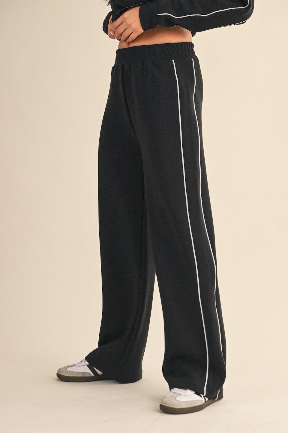 Wide Soft Athletic Piping Pant
