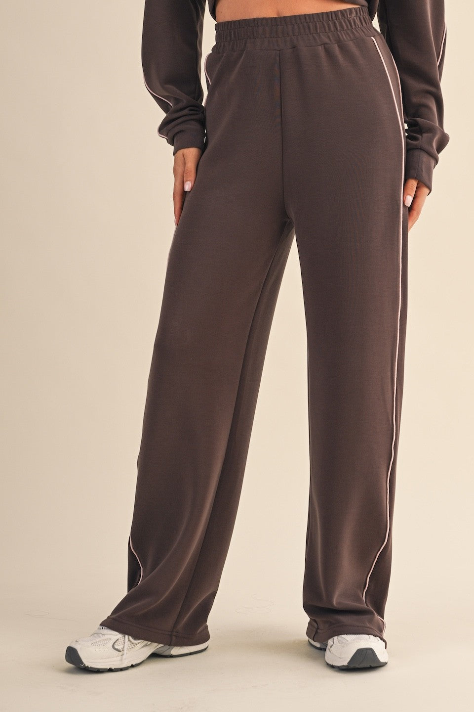 Wide Soft Athletic Piping Pant