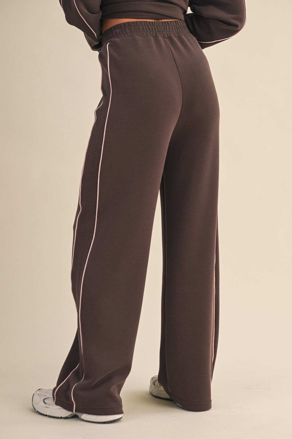 Wide Soft Athletic Piping Pant