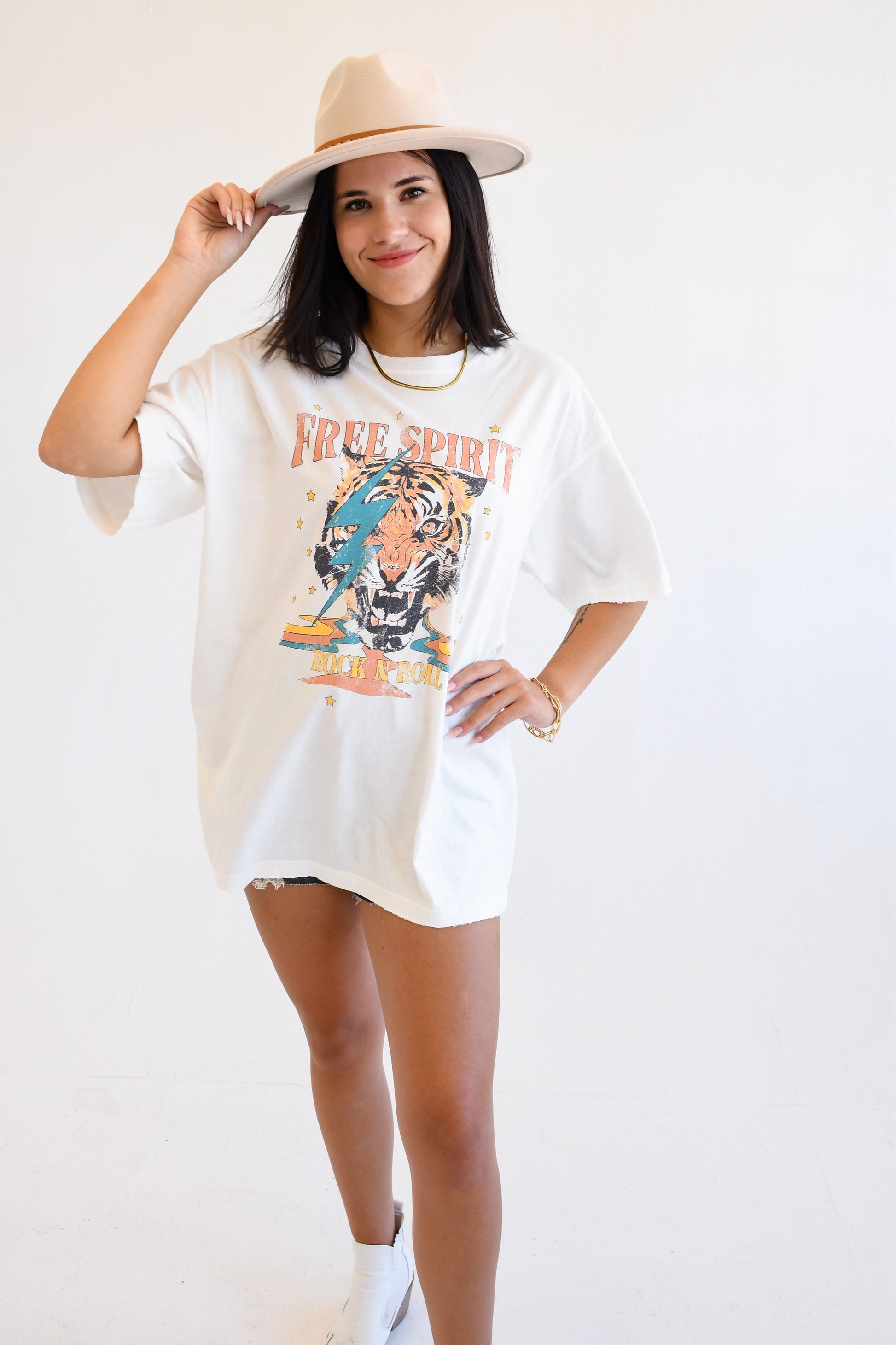Free Spirit Tiger Oversize Tee,Tops,GRAPHIC TEE, GRAPHIC TEES, OVERSIZE- DEFIANT