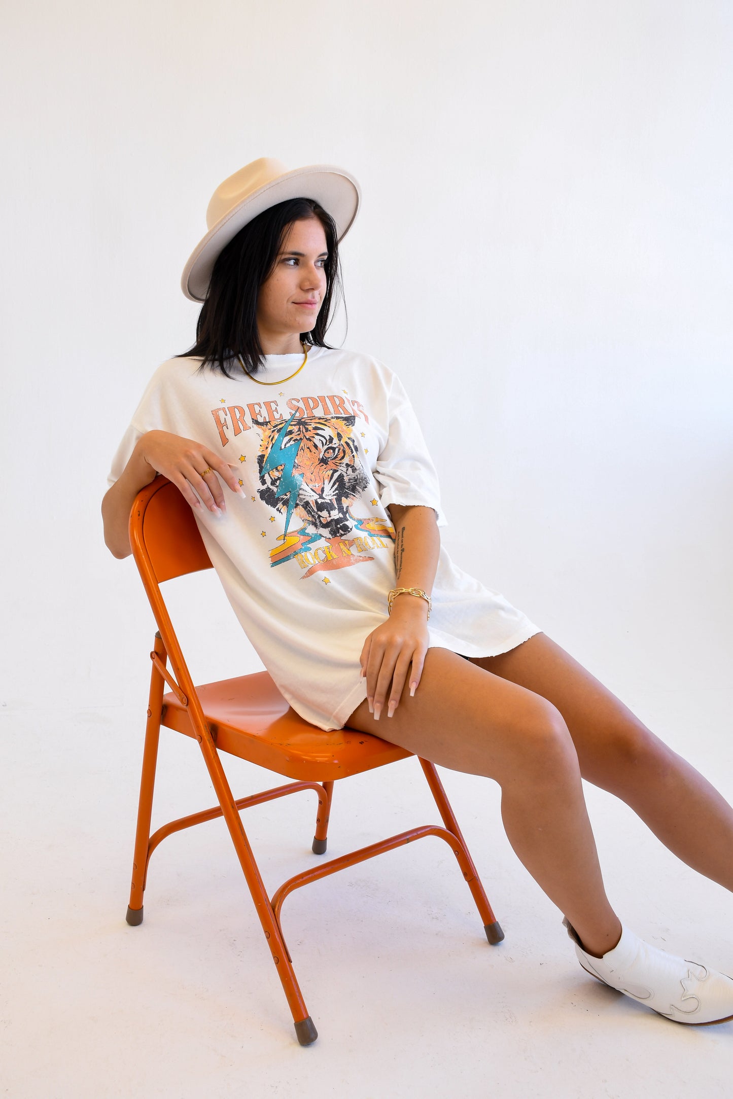 Free Spirit Tiger Oversize Tee,Tops,GRAPHIC TEE, GRAPHIC TEES, OVERSIZE- DEFIANT