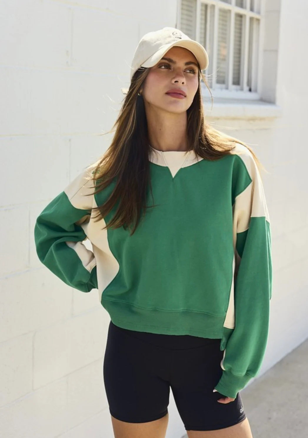 Contrast Colors Pullover Sweatshirt