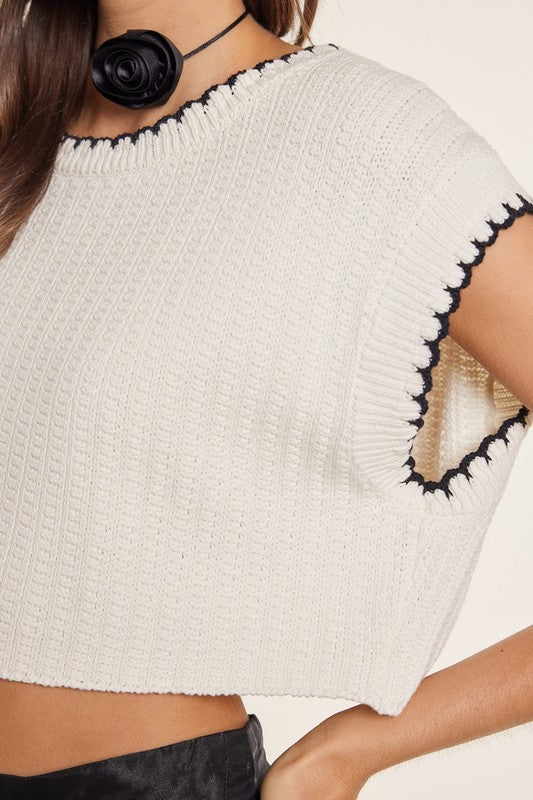 Contrast Trim Knit Top