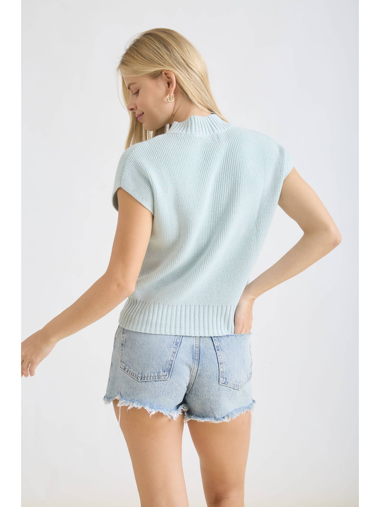Sleeveless Sweater Mock Neck Top