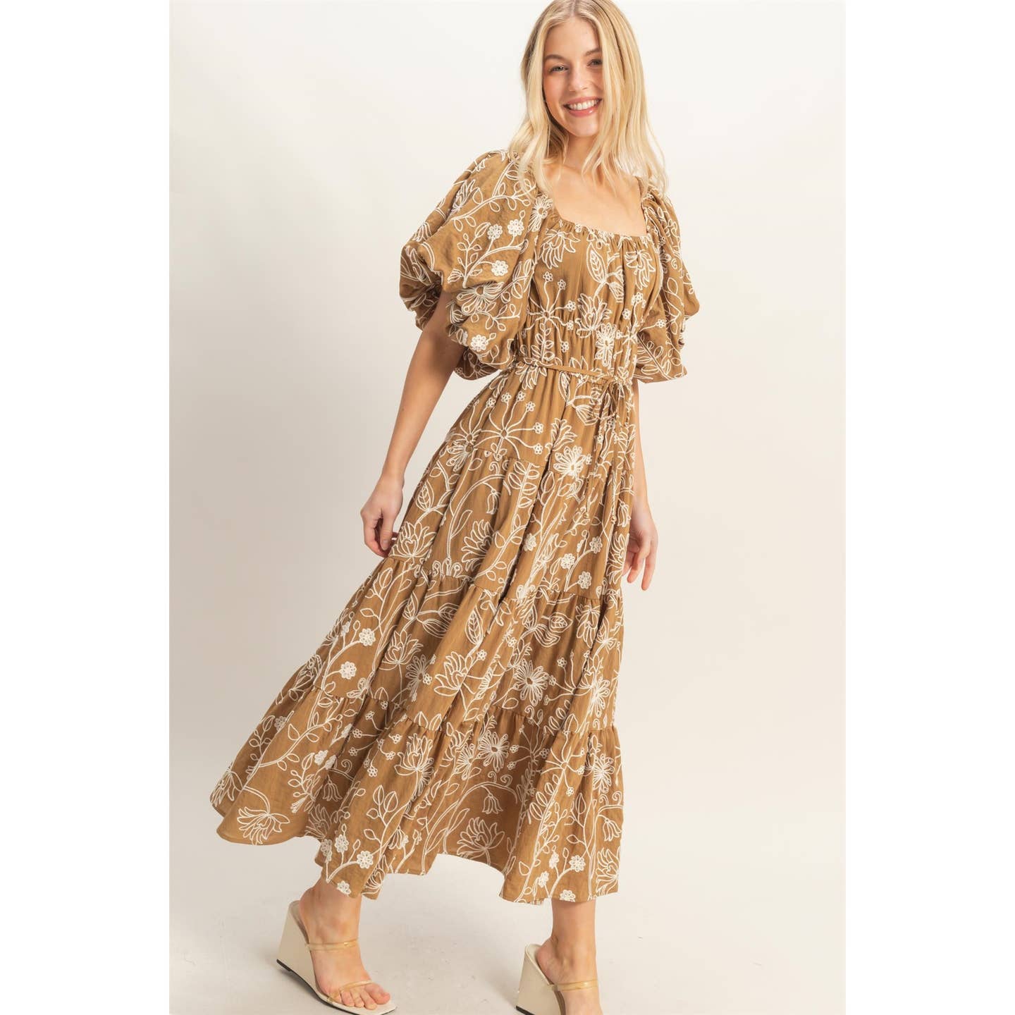 Contrast Stitch Puff Sleeve Maxi Dress