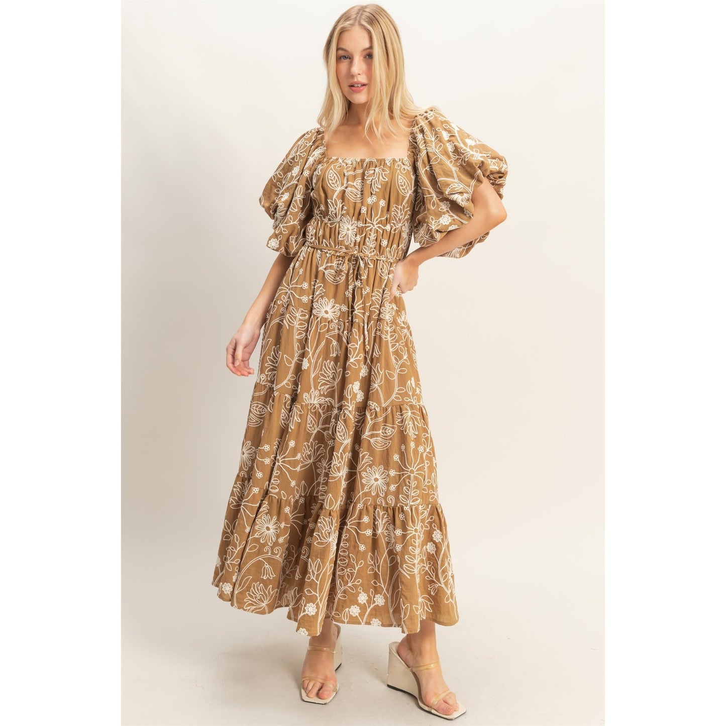 Contrast Stitch Puff Sleeve Maxi Dress