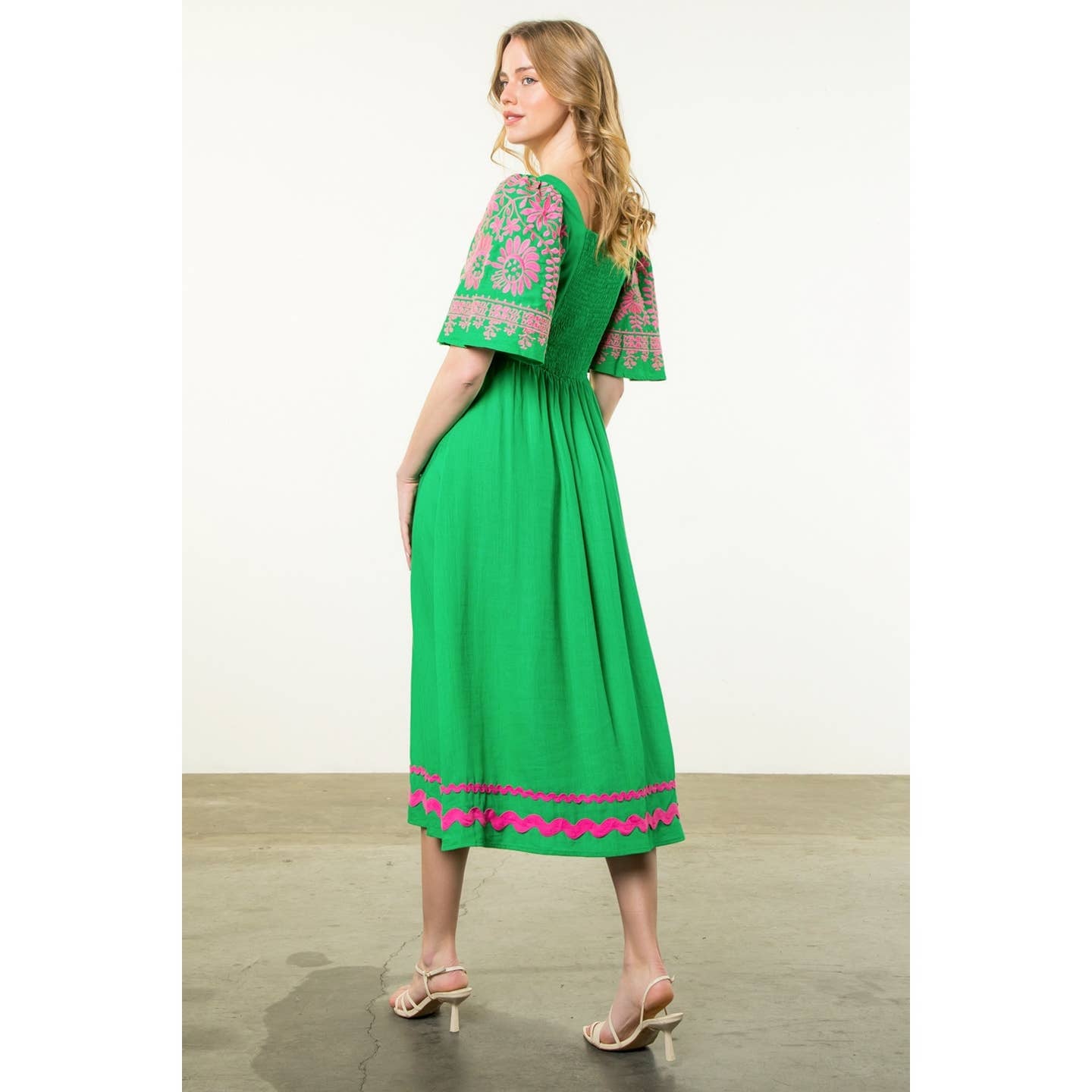 Embroider Flutter Sleeve Kelly Green Dress