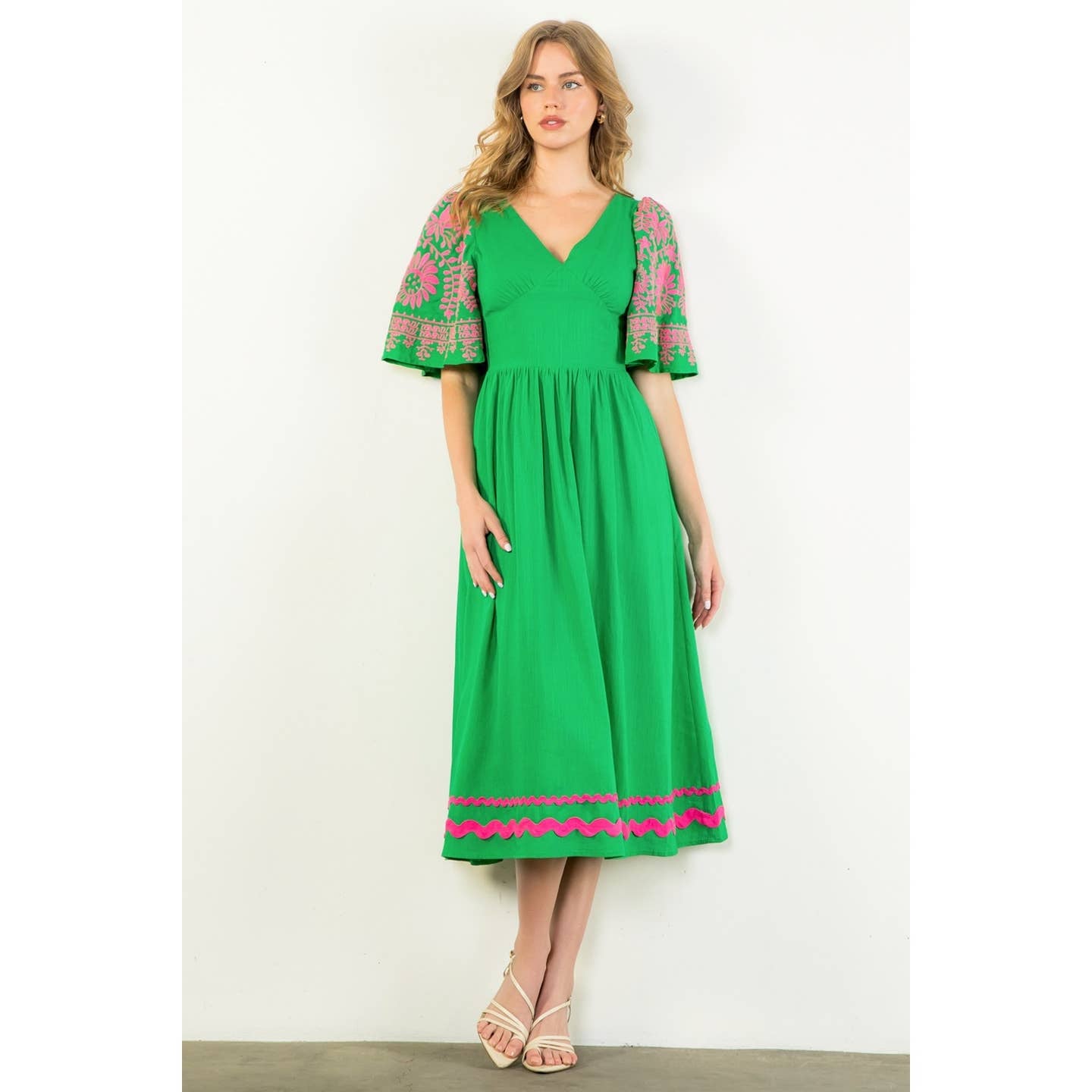 Embroider Flutter Sleeve Kelly Green Dress