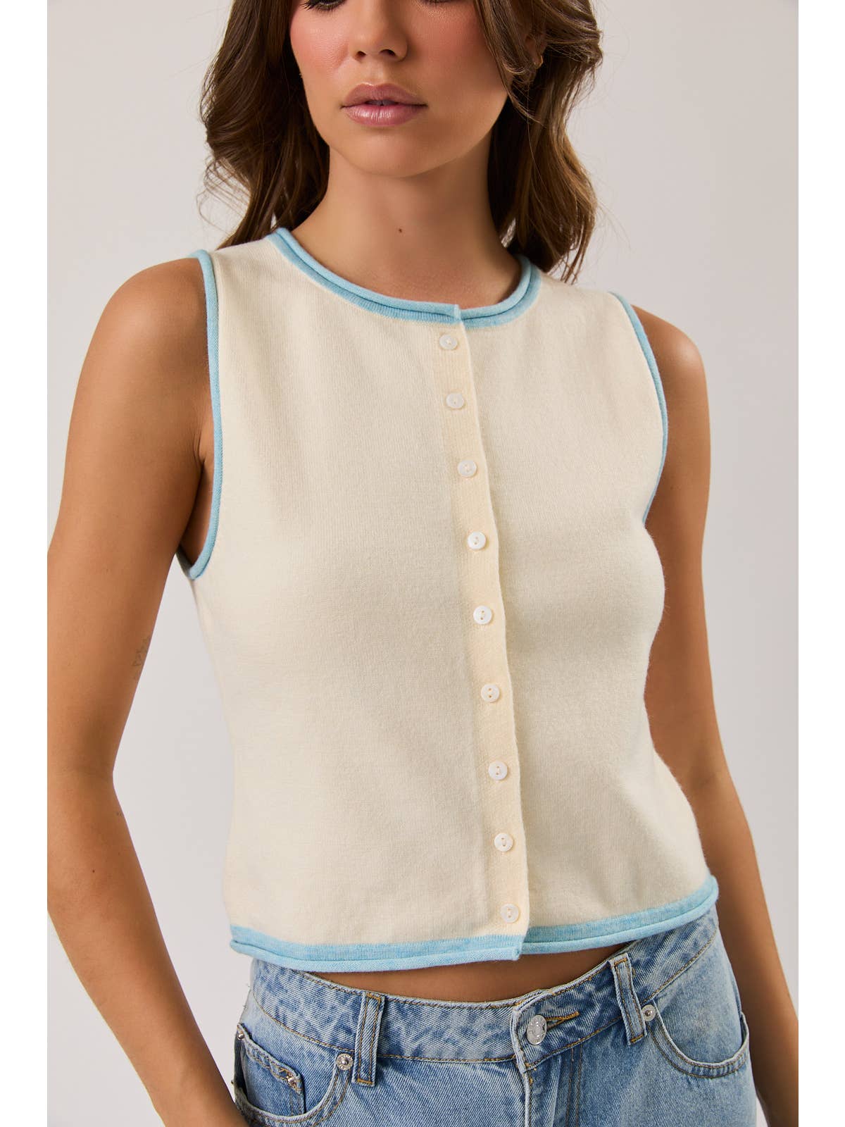 Ivory & Blue Sleeveless Sweater Top