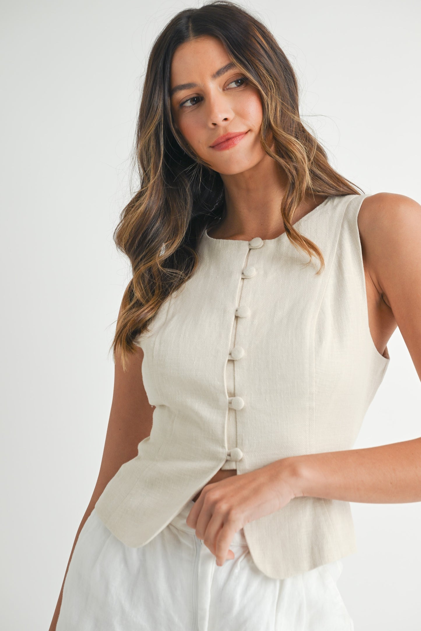Linen Button Sleeveless Top