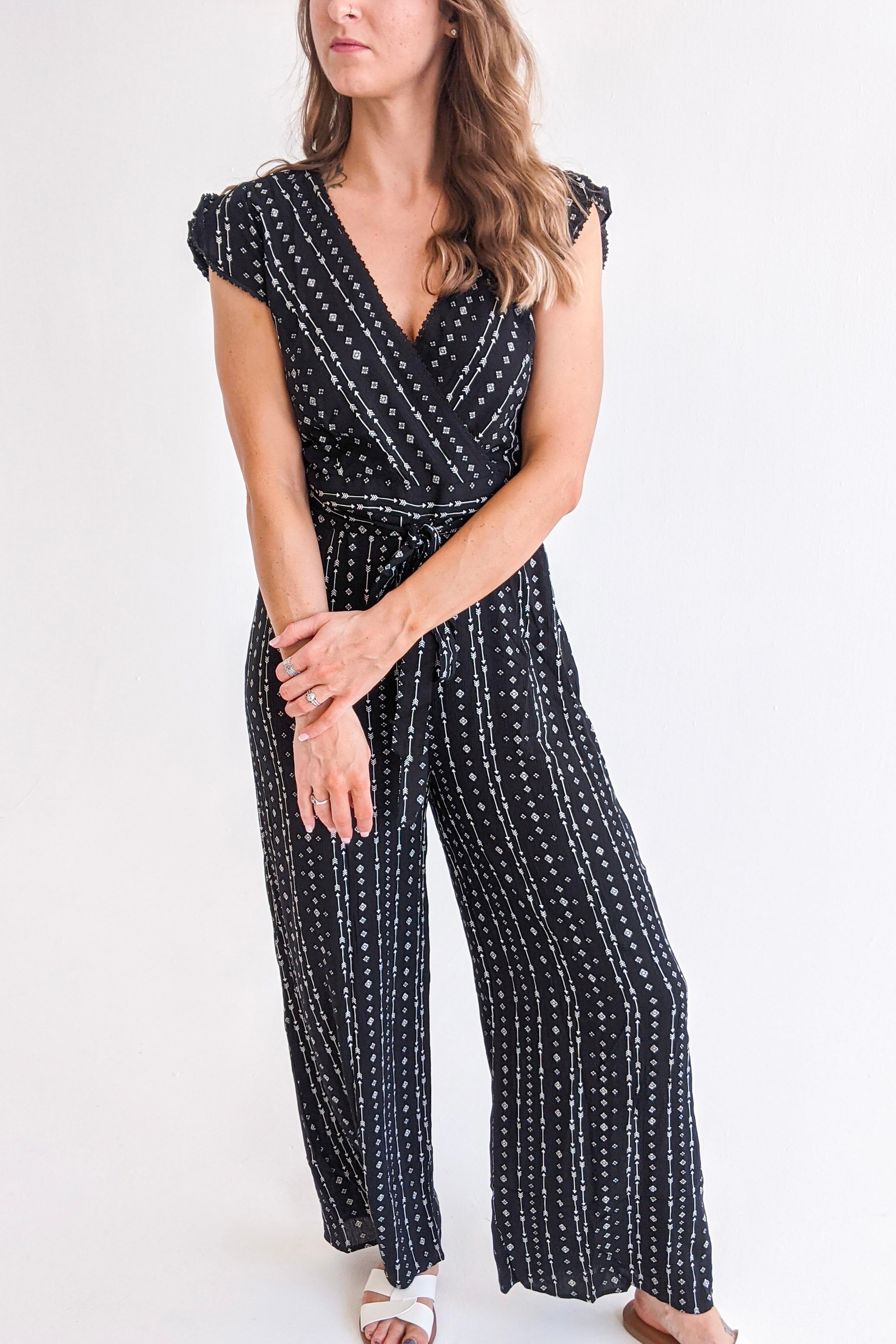 Circle Mall - Stay schick as always in #isibrownlagos business casual  Jumpsuit this friday #getitfromgv #greyvelvetstores #jointhecircle |  Facebook